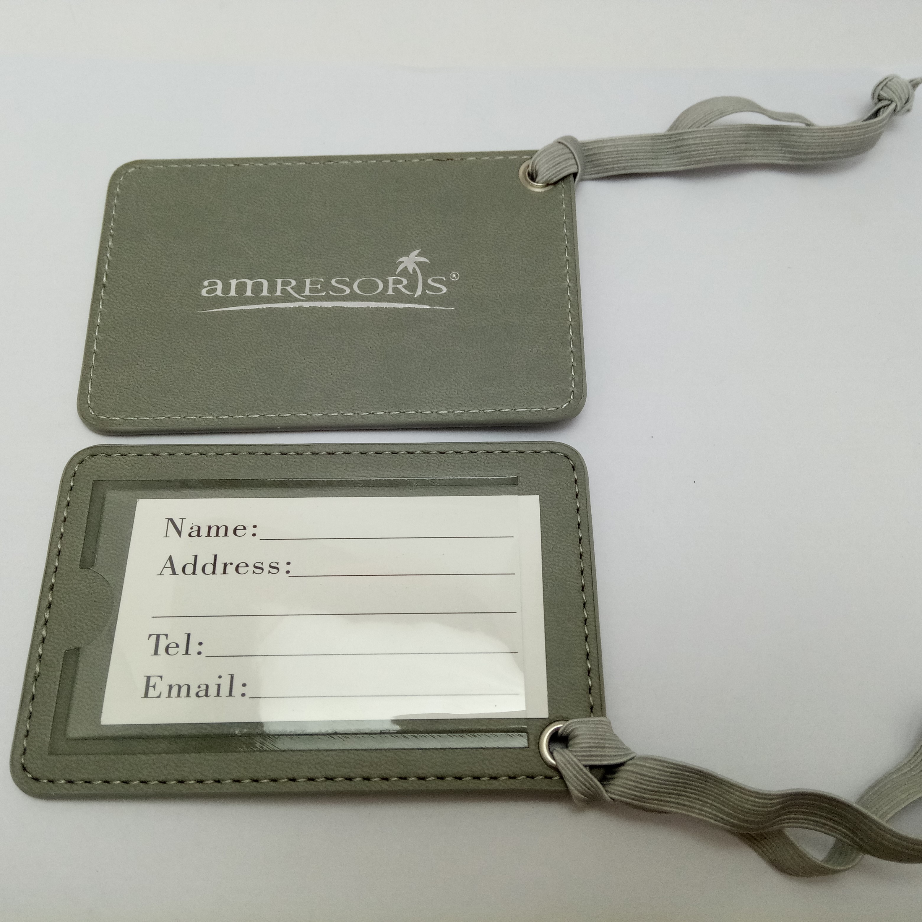 leather luggage tag